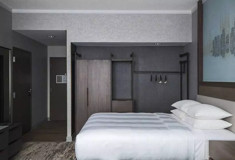 בית מלון כפרי Courtyard By Marriott Chicago At Medical District Uic
