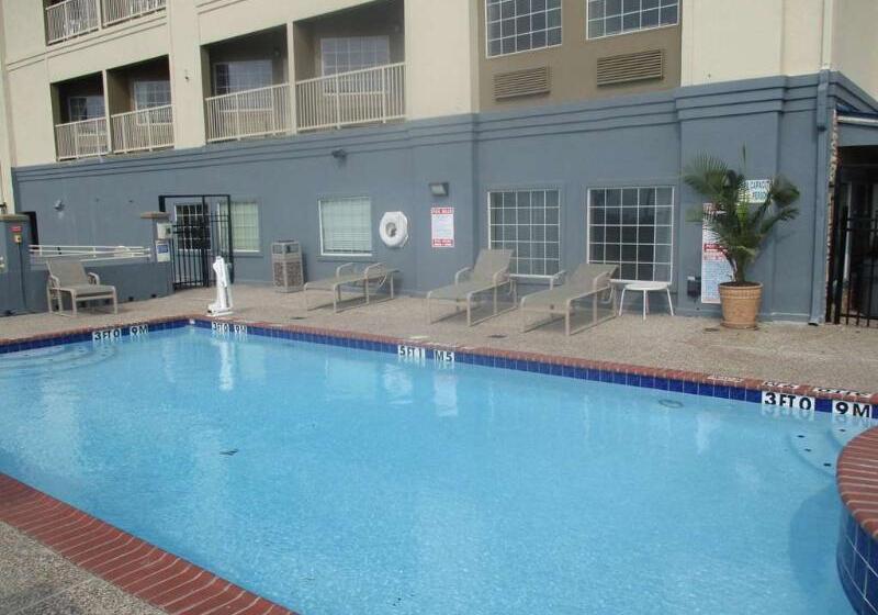 هتل Galveston Beach