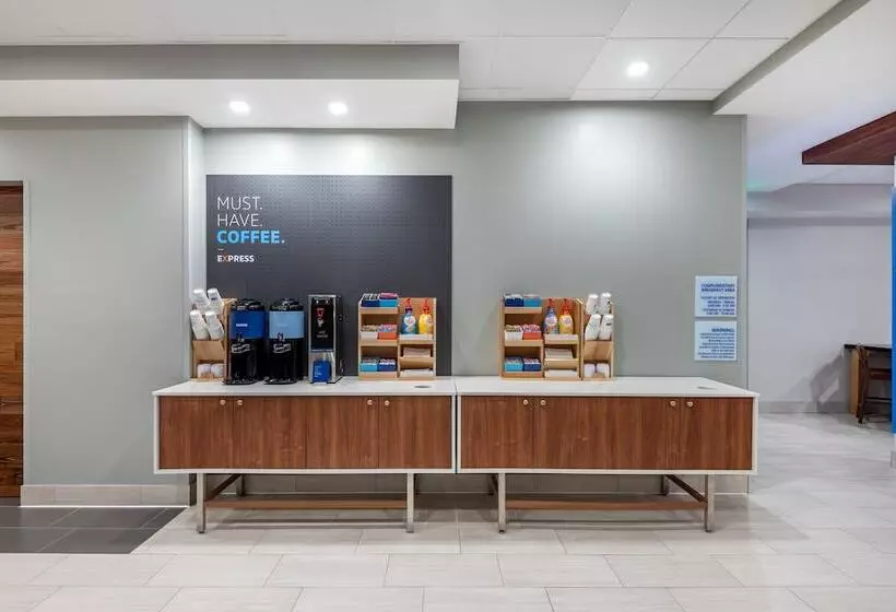 호텔 Holiday Inn Express & Suites Santa Ana   Orange County, An Ihg