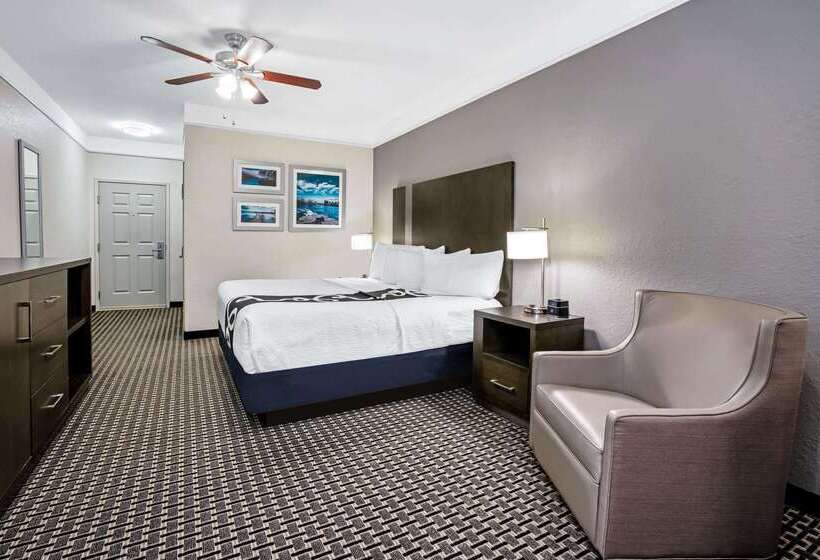 בית מלון כפרי La Quinta By Wyndham Conroe