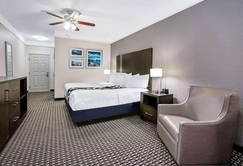 酒店 La Quinta By Wyndham Conroe