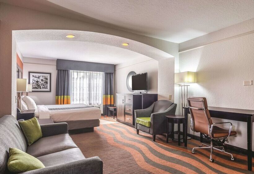 בית מלון כפרי La Quinta By Wyndham Prattville