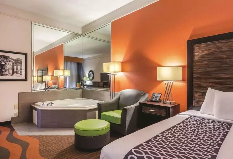 ホテル La Quinta By Wyndham Prattville