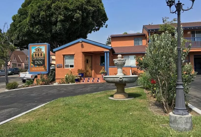בית מלון כפרי Los Padres Inn