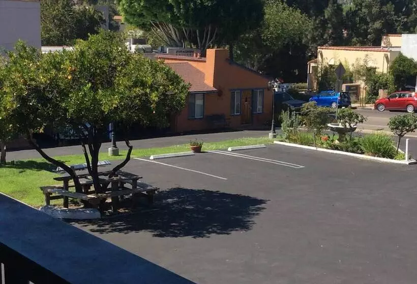 בית מלון כפרי Los Padres Inn