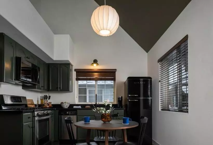 فندق Marina Riviera