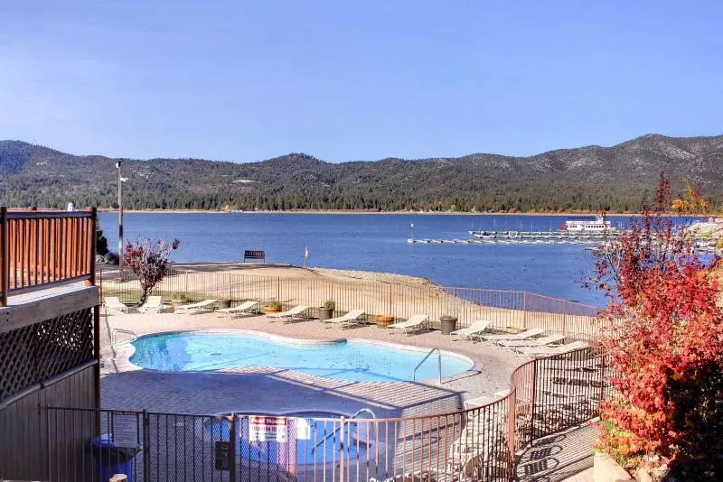 فندق Marina Riviera