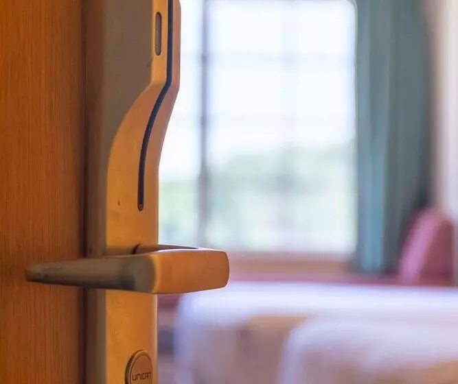 호텔 Mariner's Village Resort