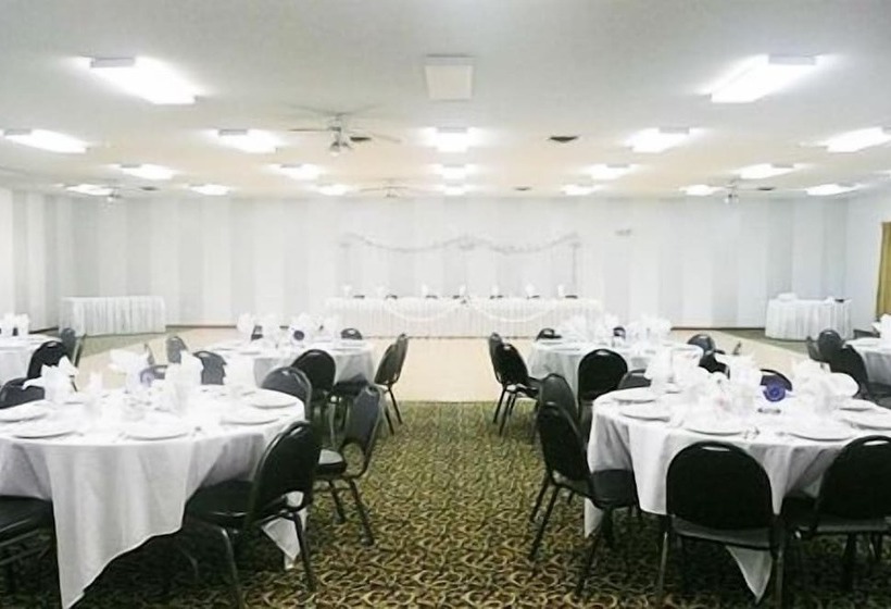 酒店 Mariner's Village Resort