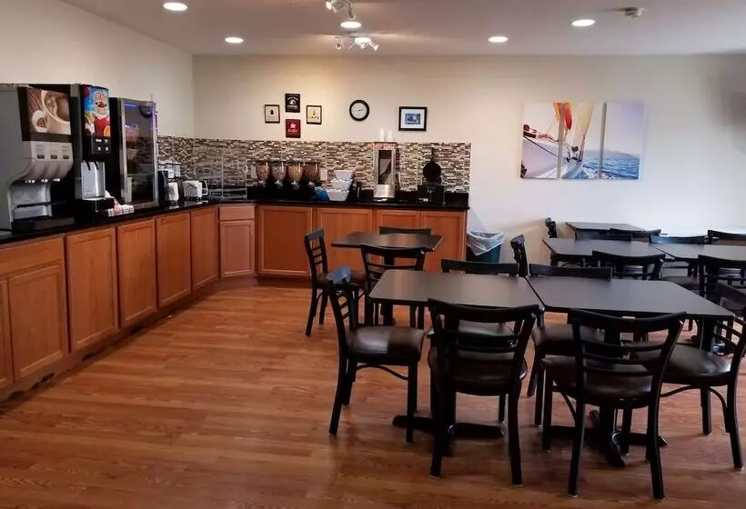 호텔 Mariner's Village Resort