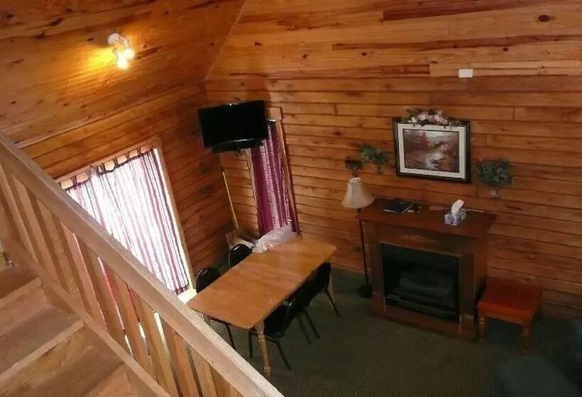 호텔 Mariner's Village Resort