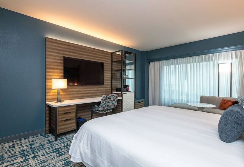 בית מלון כפרי Marriott Anchorage Downtown