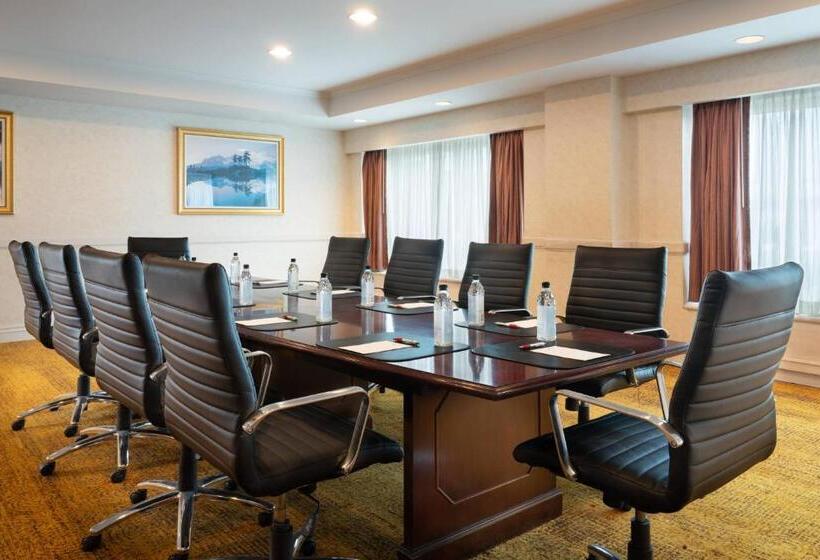 בית מלון כפרי Marriott Anchorage Downtown