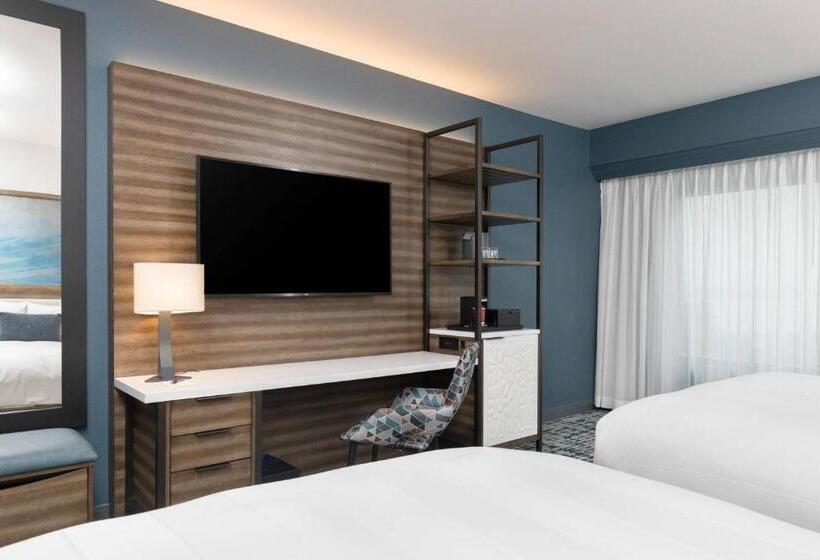 בית מלון כפרי Marriott Anchorage Downtown