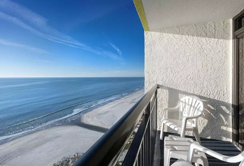 Отель Monterey Bay Suites