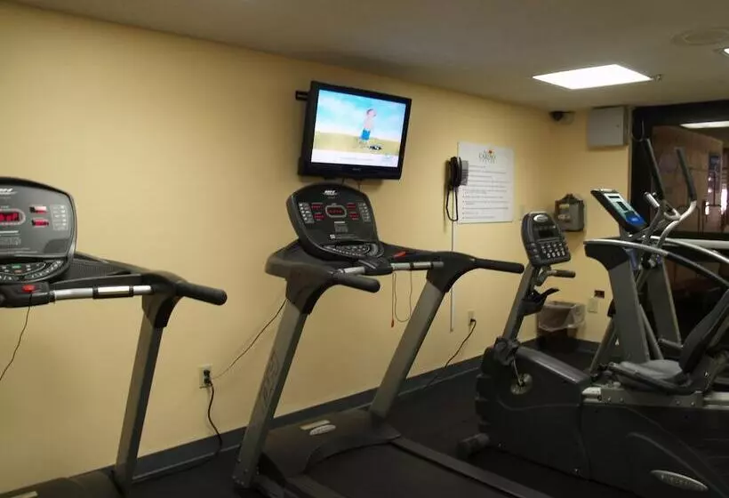 Отель Monterey Bay Suites