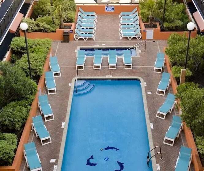 Отель Monterey Bay Suites