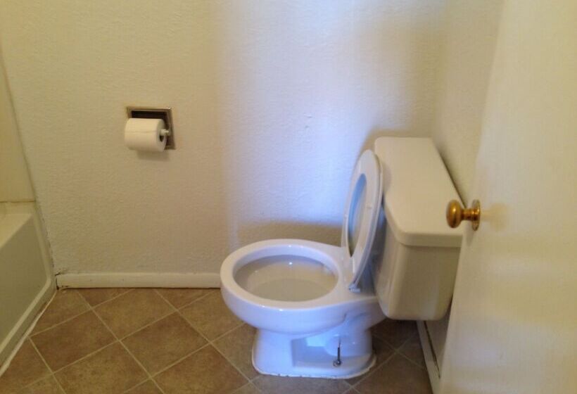 هتل National 9 Inn Sand Canyon