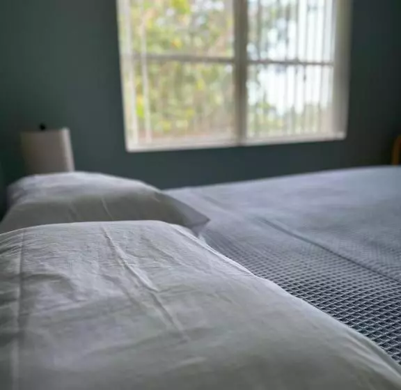 ホテル Ocean Front Paradise Resort