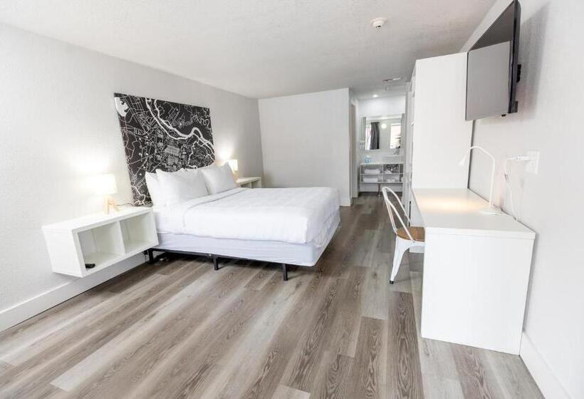 酒店 Oneway Brunswick