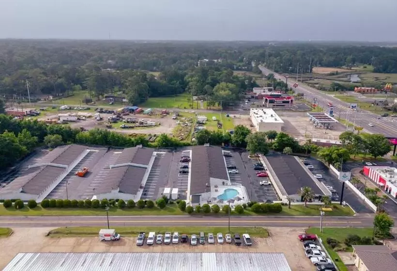 Hotel Oneway Brunswick