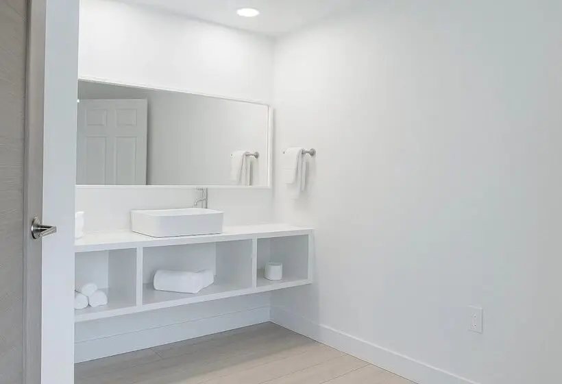 Hotelli Oneway Brunswick