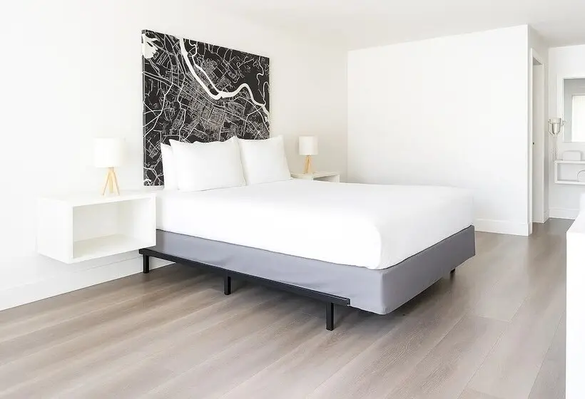 Hotelli Oneway Brunswick