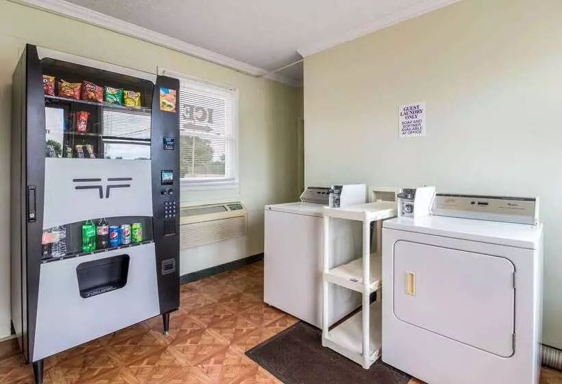 Отель Rodeway Inn