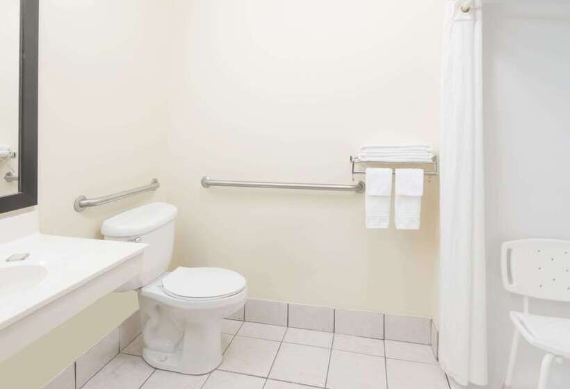 酒店 Super 8 By Wyndham Columbus West