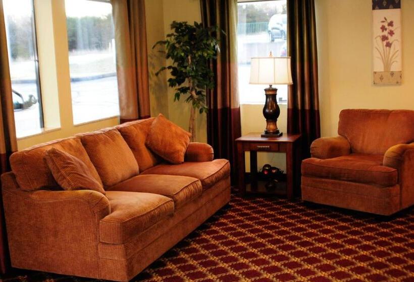 فندق Whispering Hills Inn