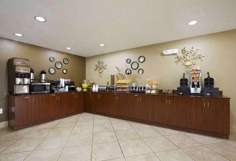 Microtel Inn & Suites By Wyndham Lithonia/stone Mountain