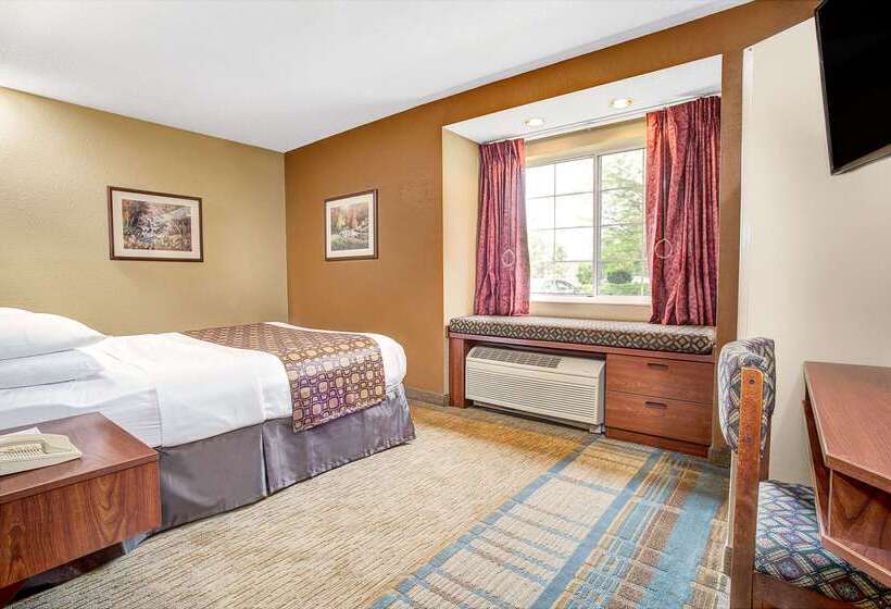 Microtel Inn & Suites By Wyndham Mason