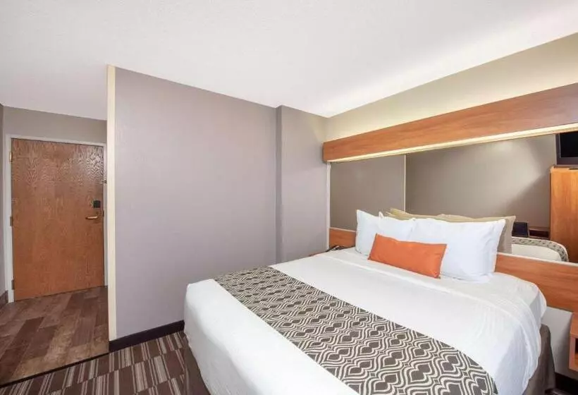 Microtel Inn & Suites By Wyndham Springfield