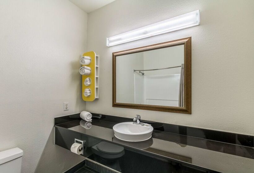 Motel 6north Richland Hills, Tx Ne Fort Worth