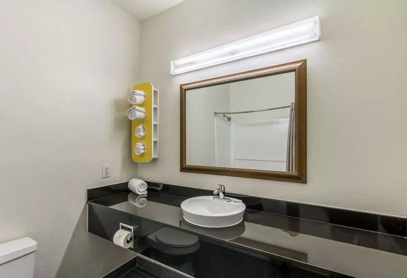 Motel 6north Richland Hills, Tx Ne Fort Worth