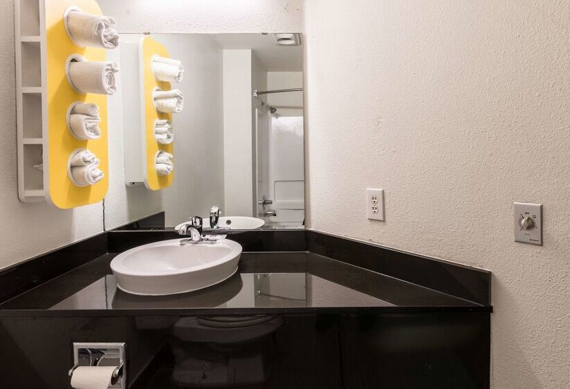 Motel 6north Richland Hills, Tx Ne Fort Worth