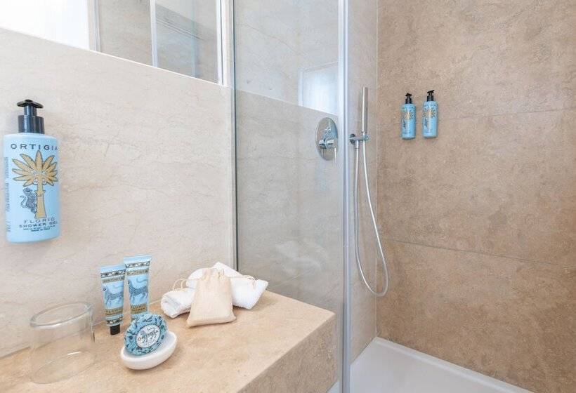 تختخواب و صبحانه Archè Design Rooms And Suites