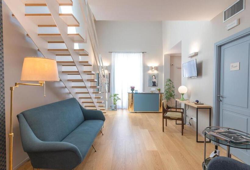 تختخواب و صبحانه Archè Design Rooms And Suites