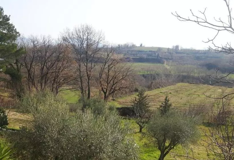 Aamiaismajoitus (B&B) Villa Daniela