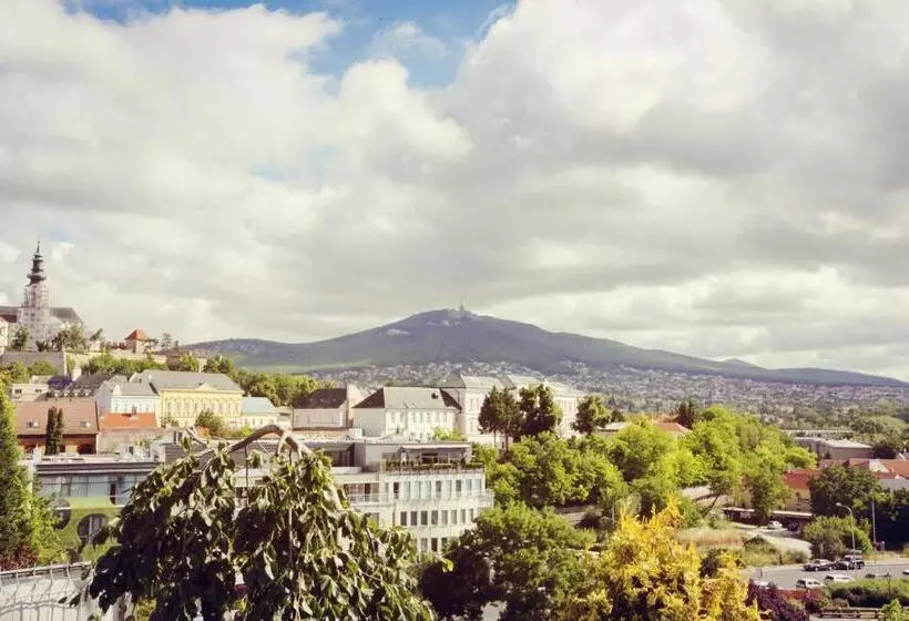 City Hotel Nitra