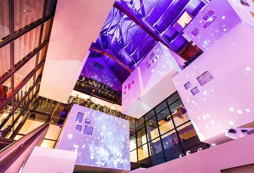 Bunk Hotel Amsterdam