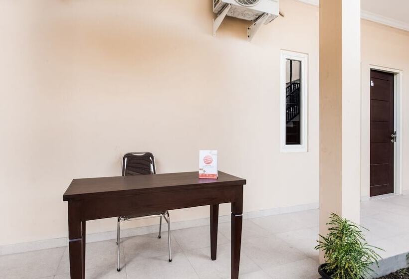 Hotel Oyo 3398 Griya Rm 19 Syariah