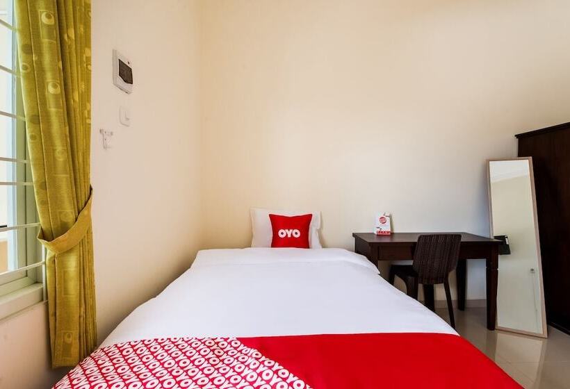 Hotel Oyo 3398 Griya Rm 19 Syariah