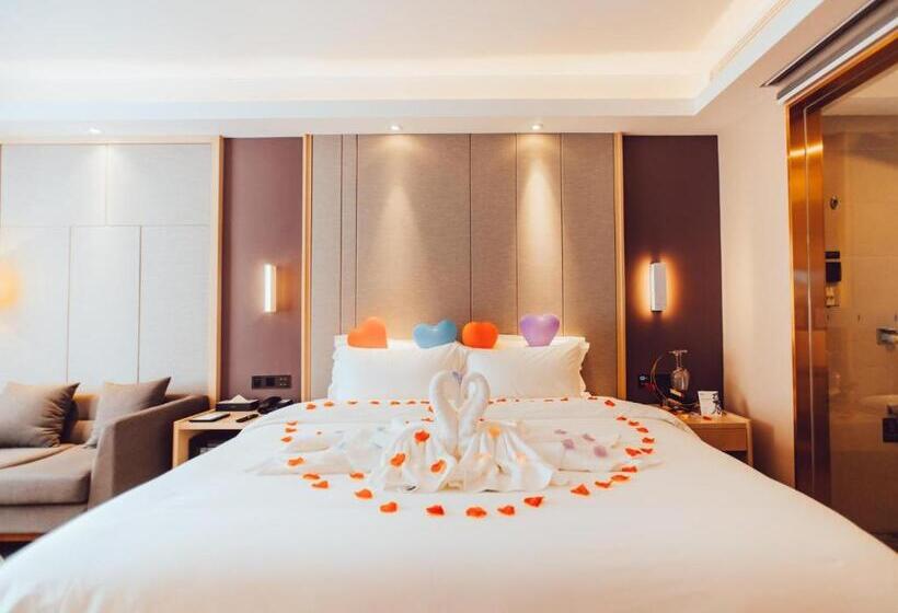 Lavande Hotel Suzhou High Speed Rail North Station