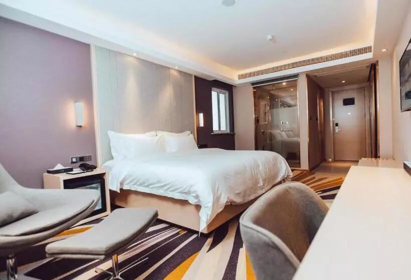 Lavande Hotel Suzhou High Speed Rail North Station