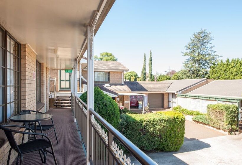 汽车旅馆 Jacaranda Place Motor Inn