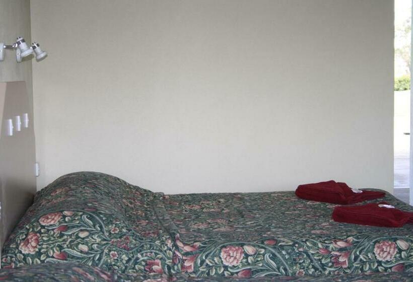 汽车旅馆  Tenterfield Motor Inn