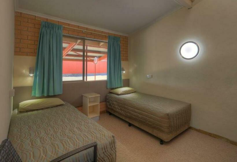 汽车旅馆  Tenterfield Motor Inn