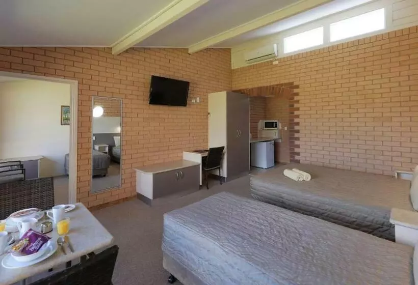 モーテル Tenterfield Motor Inn