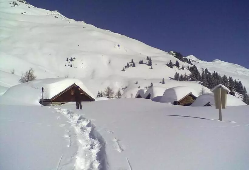 ペンション Haus Leo